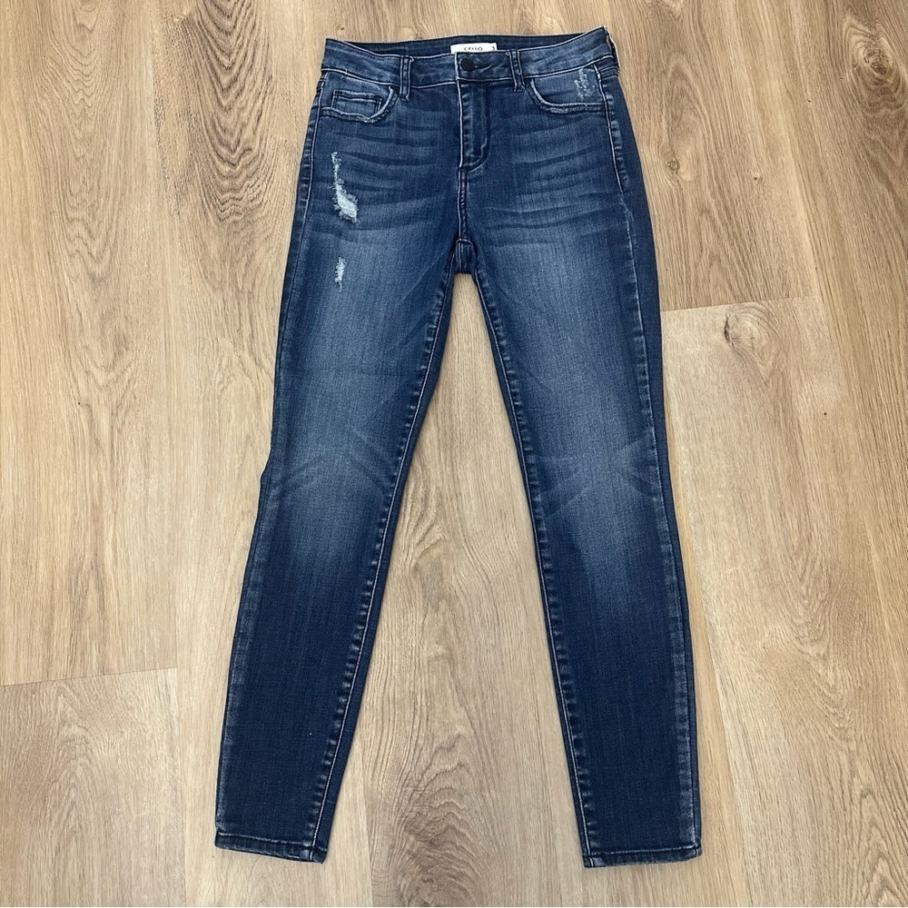 Cello Skinny Slightly Distressed Blue Jeans Details size 3